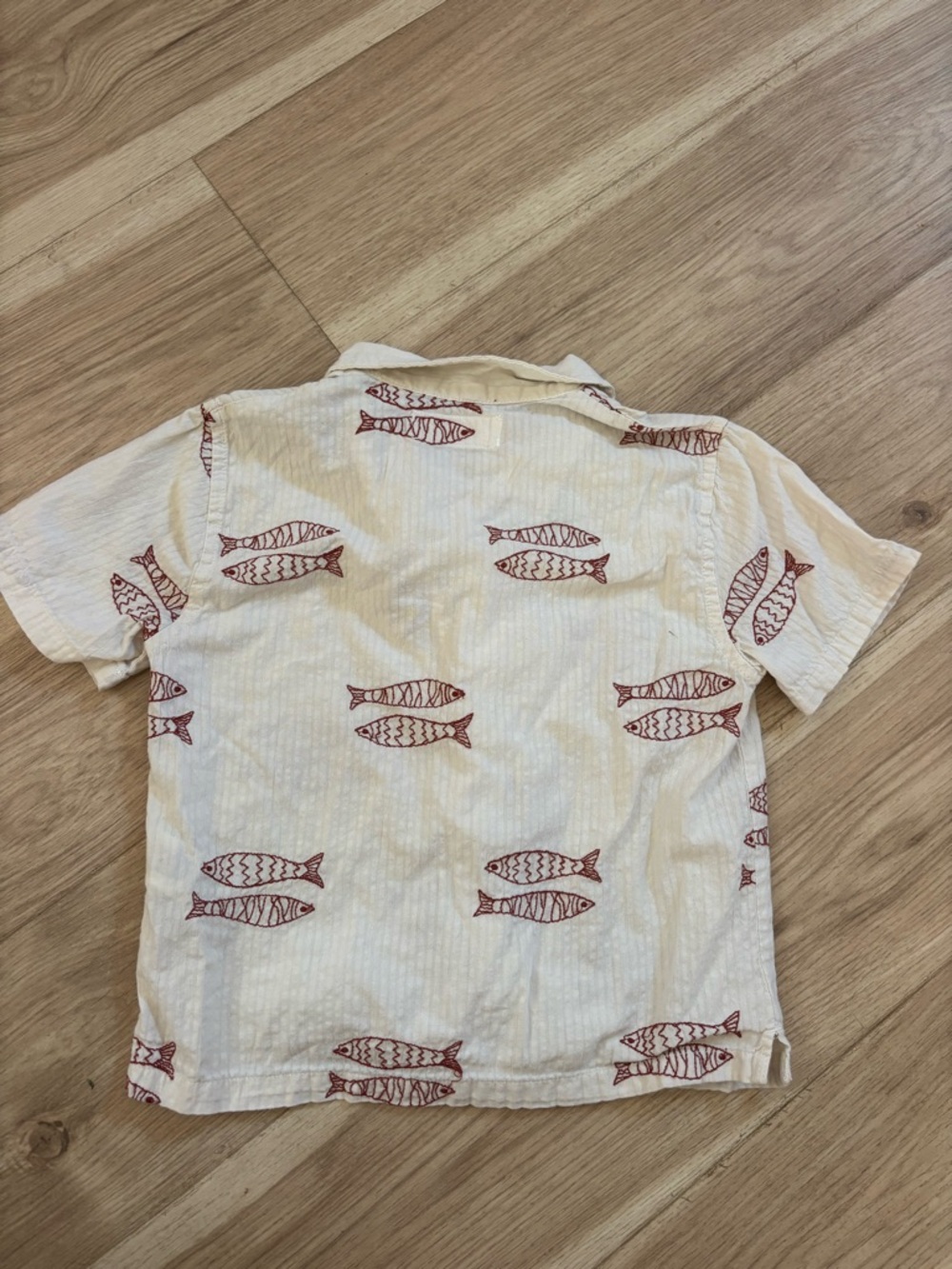 Zara Kids Cream Button-Front Shirt with Red Fish Print - Picture 3 of 3